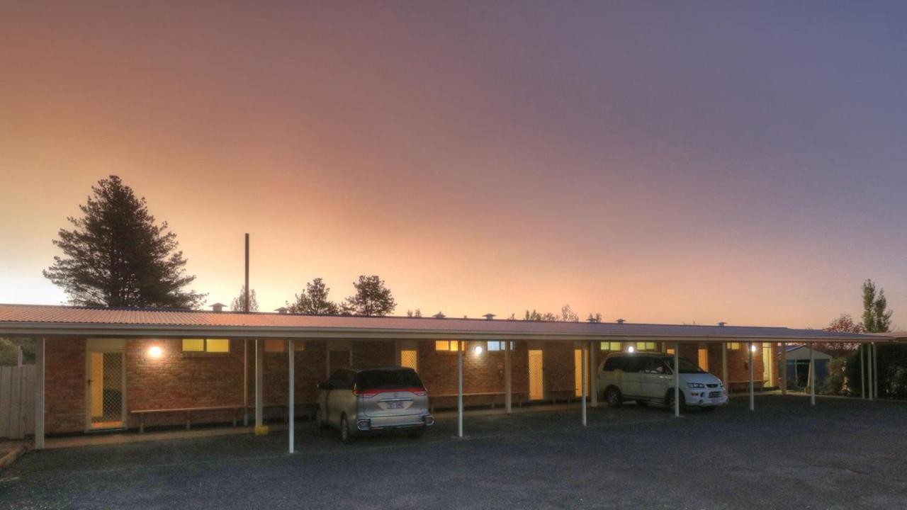 Glen Innes Motel 외부 사진