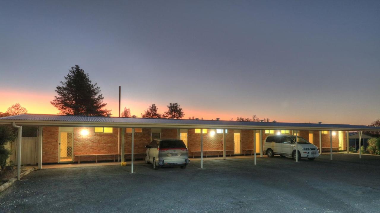 Glen Innes Motel 외부 사진
