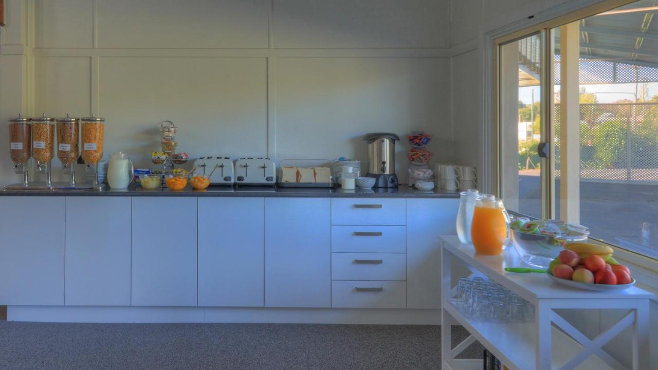 Glen Innes Motel 외부 사진