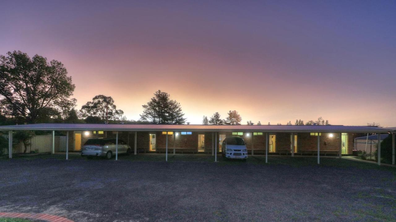 Glen Innes Motel 외부 사진